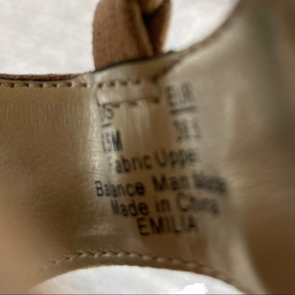 Circus by Sam Edelman Emilia Tan Back Zipper Open Toe Block Heels Size 6.5 - Picture 13 of 15